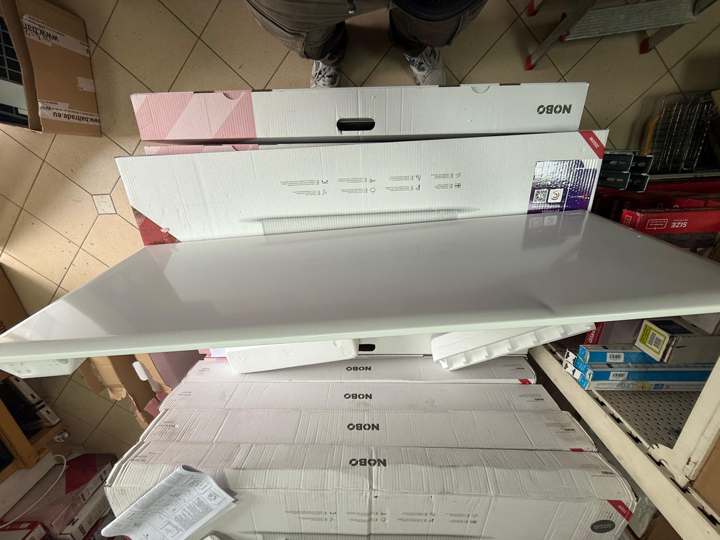 NOBO TOP 1500 W- OŠTEĆEN 4