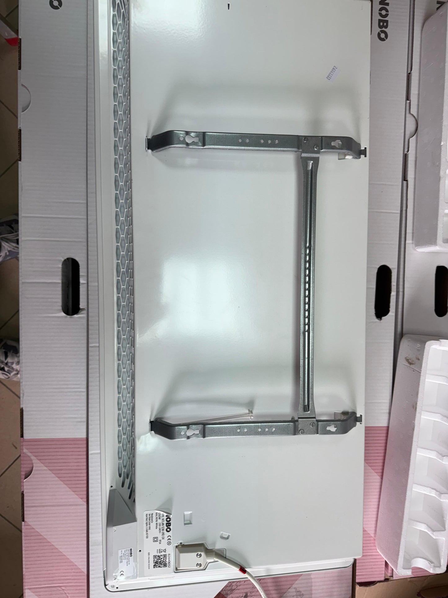 NOBO TOP 1250 W- OŠTEĆEN 1