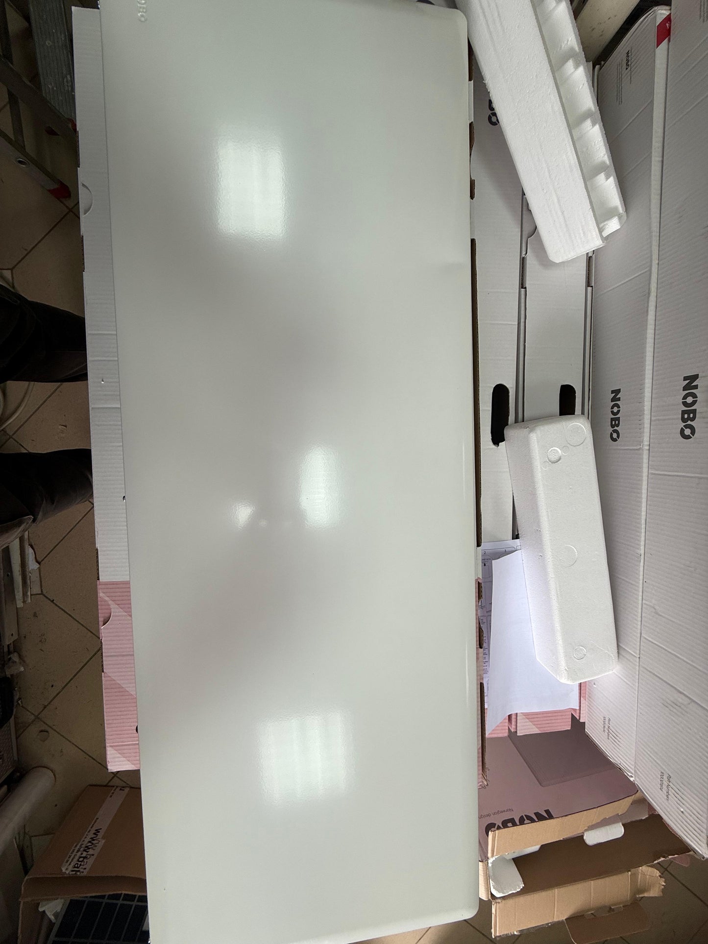 NOBO TOP 1500 W- OŠTEĆEN 4