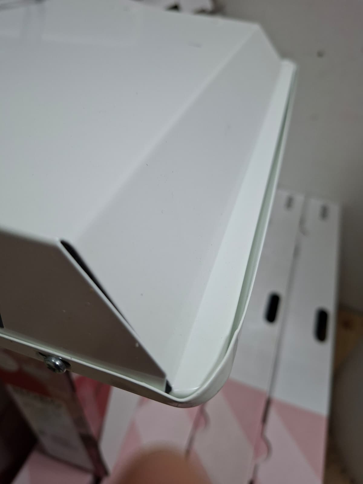 NOBO OSLO 2000W- ŠTETA 7